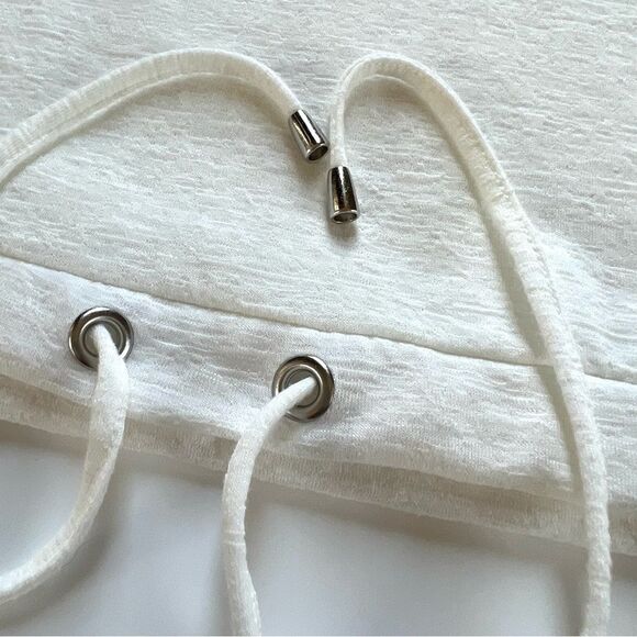 Casual Collections by F & F Ivory Tie Bottom Bell Sleeve Blouse Size 14 - Picture 8 of 13